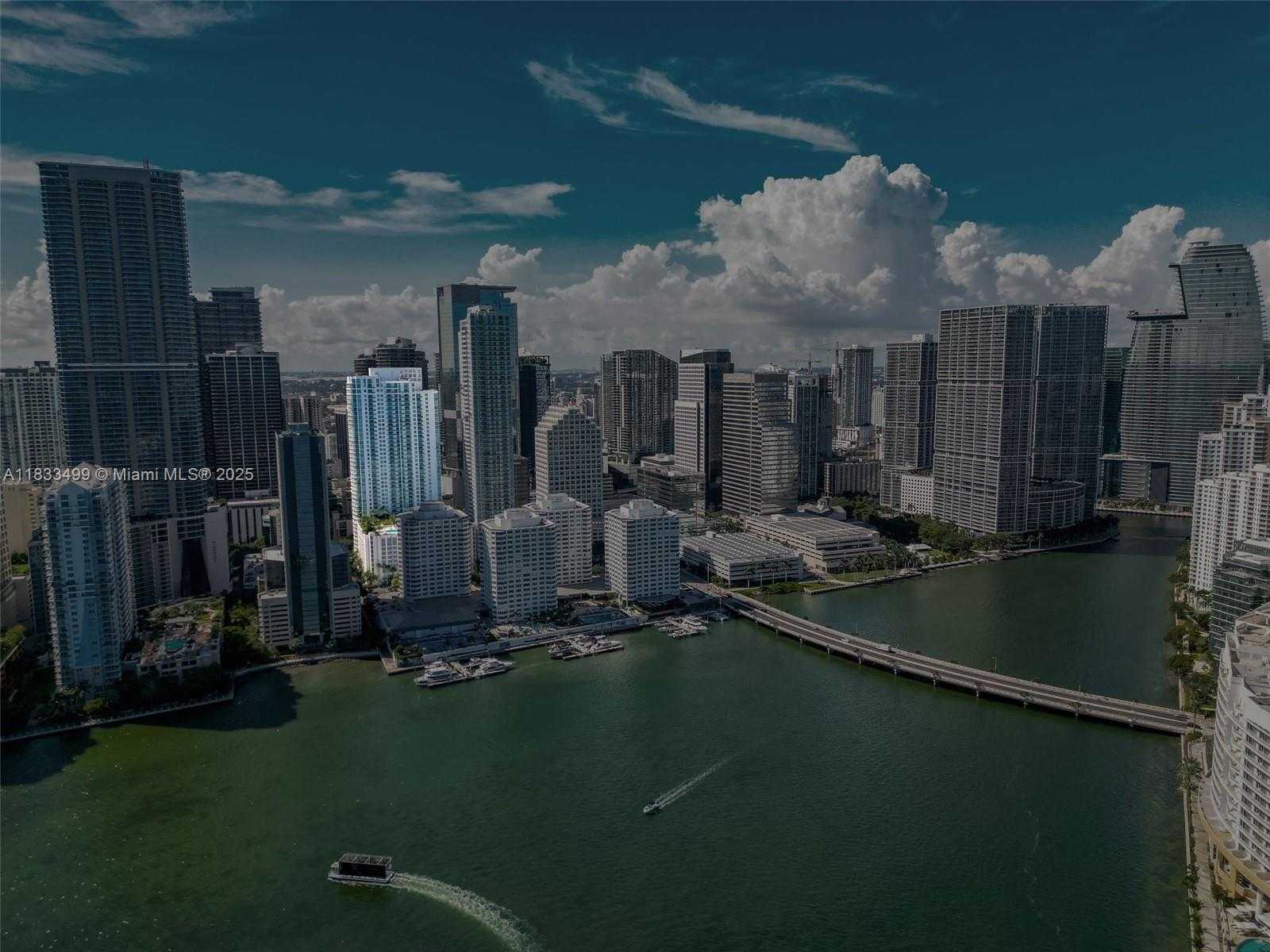 Small Image of 951 BRICKELL AVE #3505, Miami Number 24