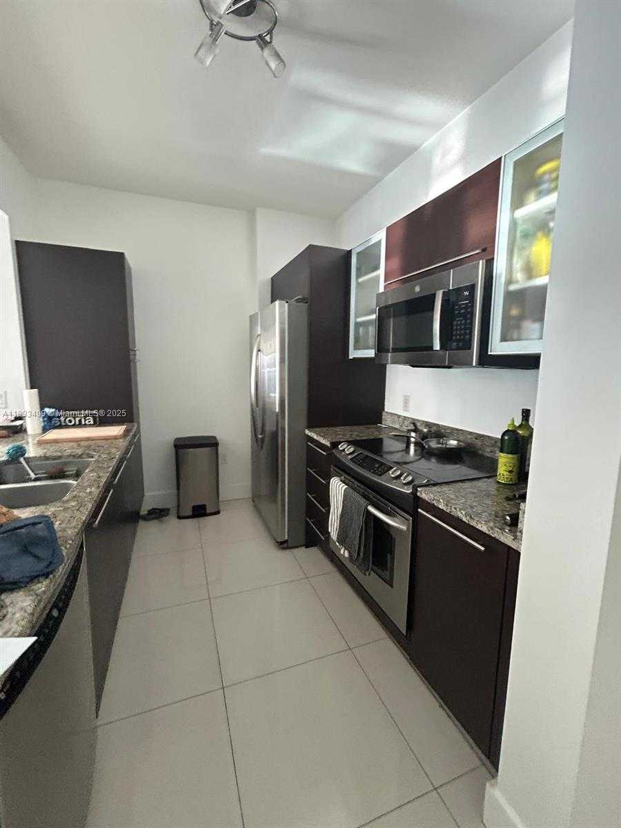 Small Image of 951 BRICKELL AVE #3505, Miami Number 9