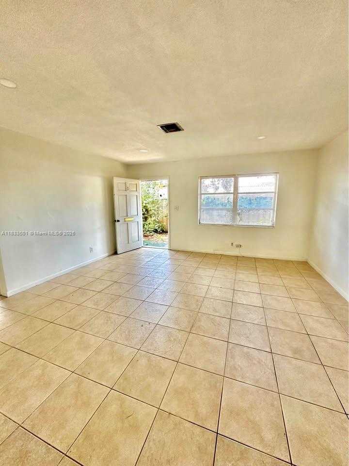 Small Image of 2610 HAYES ST #1, Hollywood Number 6