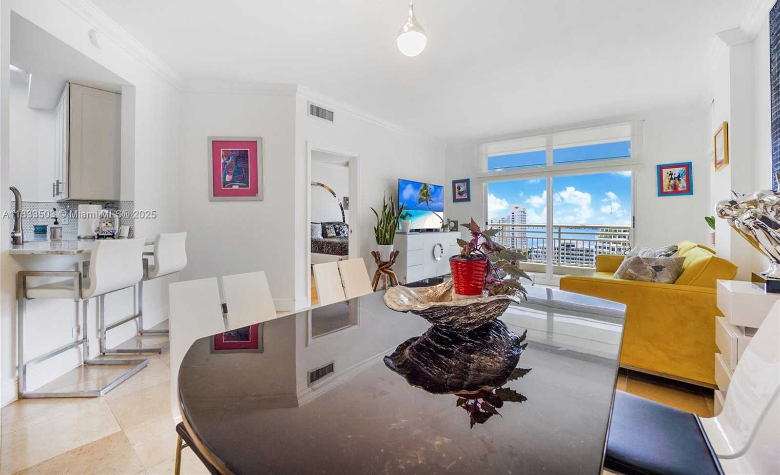 Small Image of 888 BRICKELL KEY DR #1802, Miami Number 15