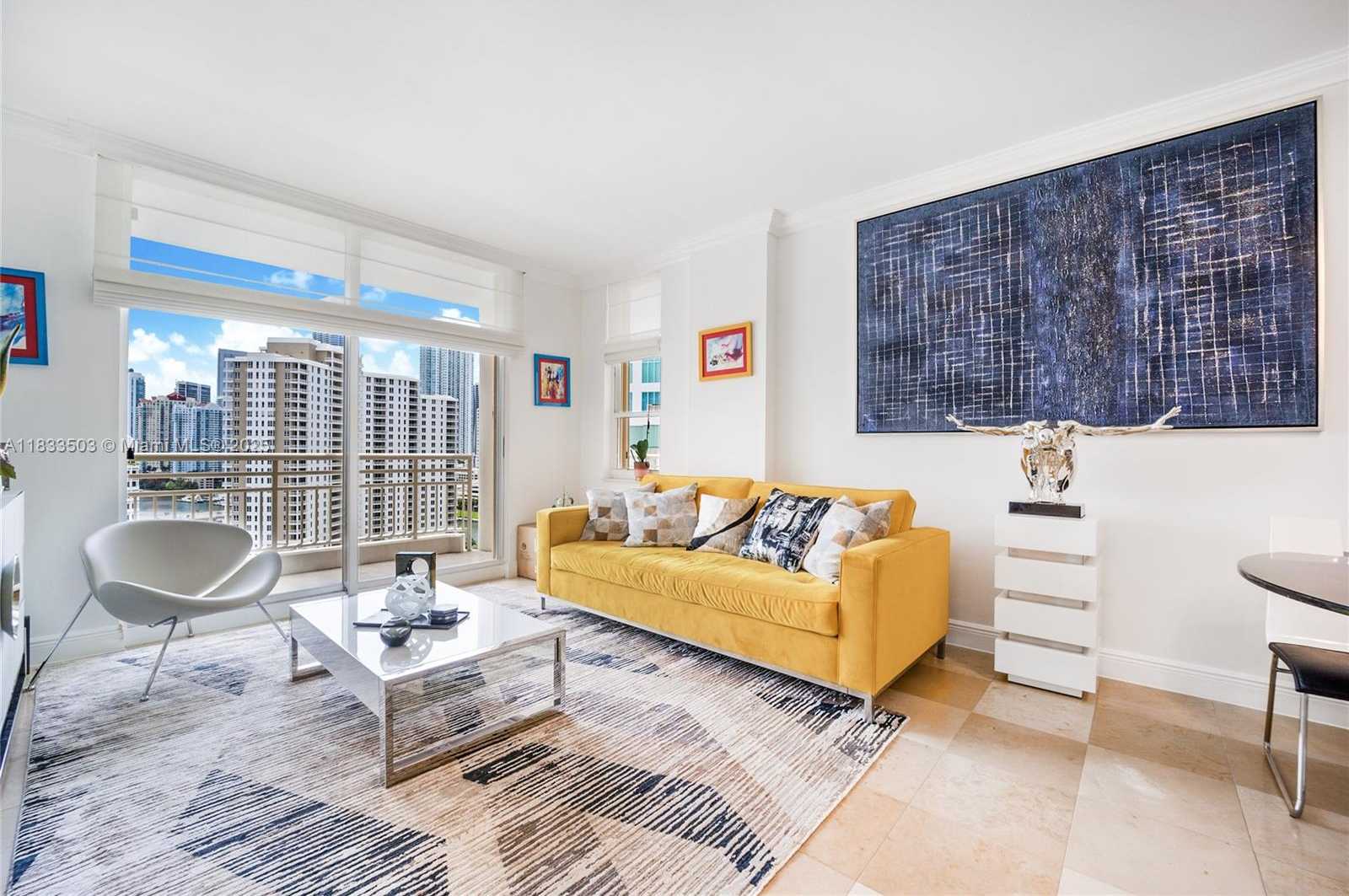 Small Image of 888 BRICKELL KEY DR #1802, Miami Number 5