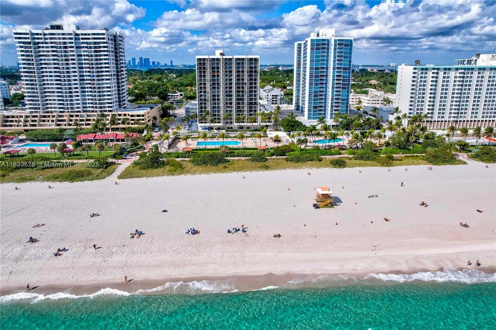 Small Image of 2625 COLLINS AVE #418, Miami Beach Number 35