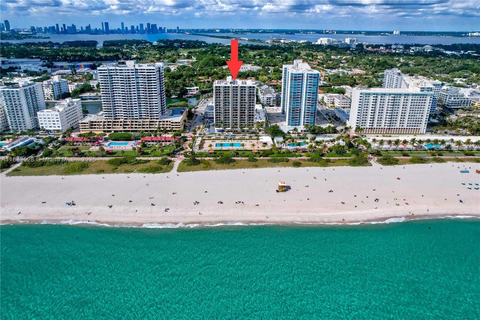 Small Image of 2625 COLLINS AVE #418, Miami Beach Number 37