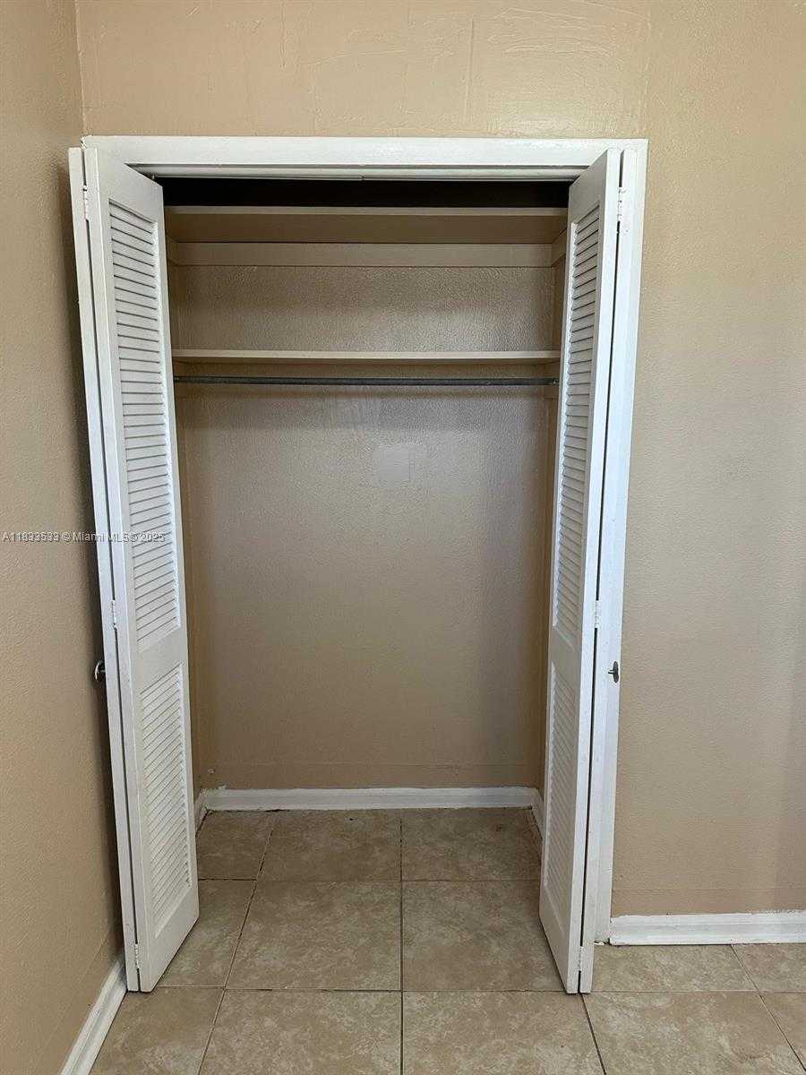 Small Image of 221 WEST 27TH ST #221, Riviera Beach Number 10