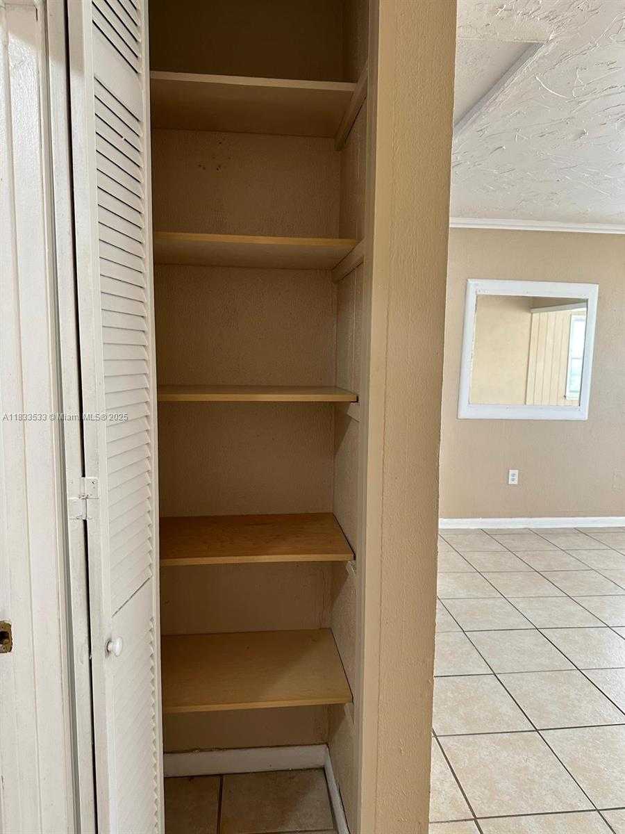 Small Image of 221 WEST 27TH ST #221, Riviera Beach Number 17