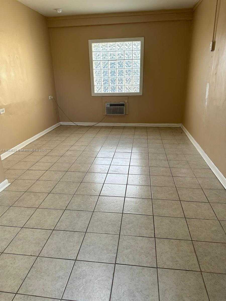 Small Image of 221 WEST 27TH ST #221, Riviera Beach Number 19