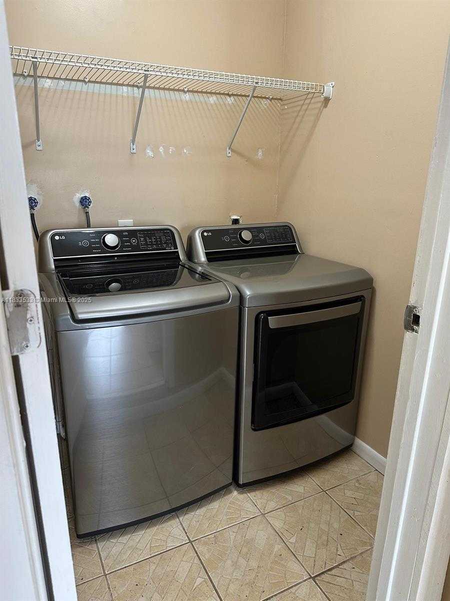 Small Image of 221 WEST 27TH ST #221, Riviera Beach Number 22