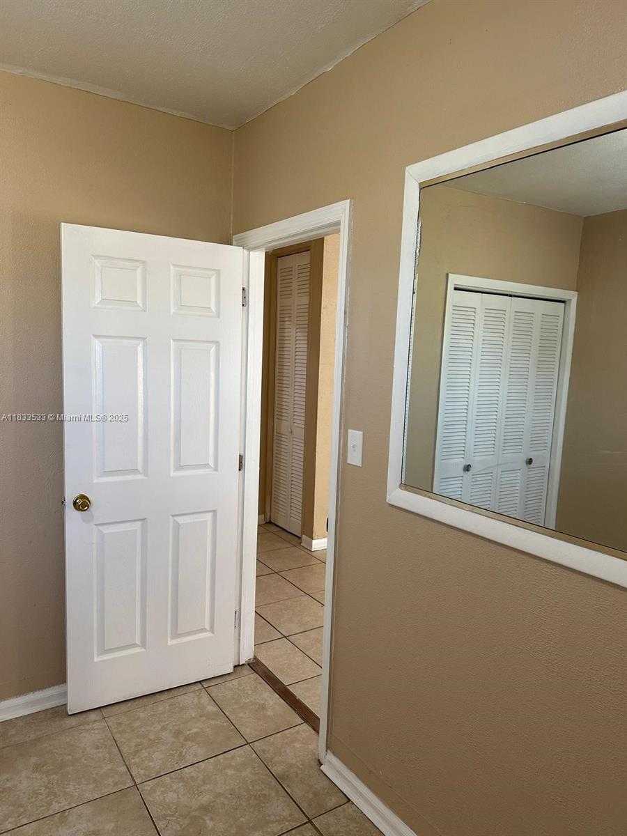 Small Image of 221 WEST 27TH ST #221, Riviera Beach Number 8