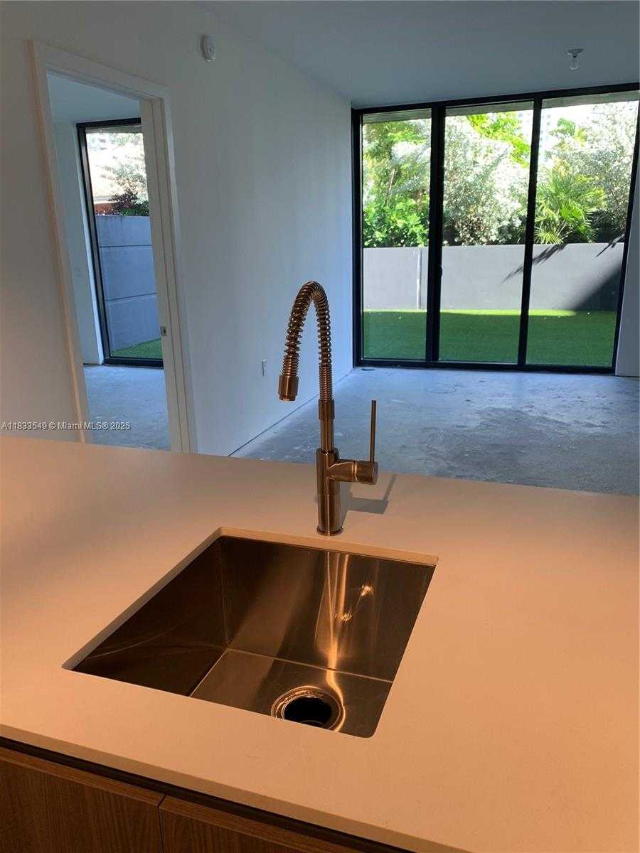 Small Image of 201 SOUTH WEST 17TH RD #310, Miami Number 16