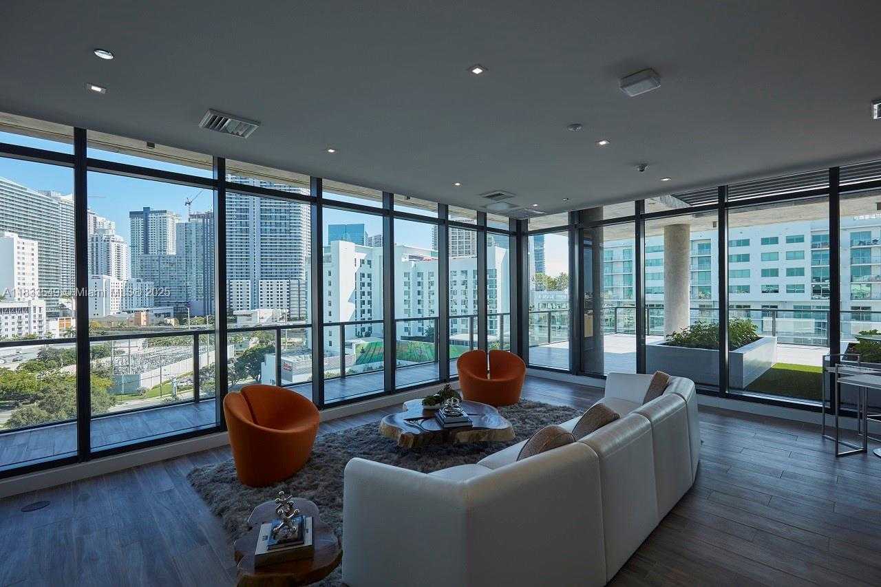 Small Image of 201 SOUTH WEST 17TH RD #310, Miami Number 3