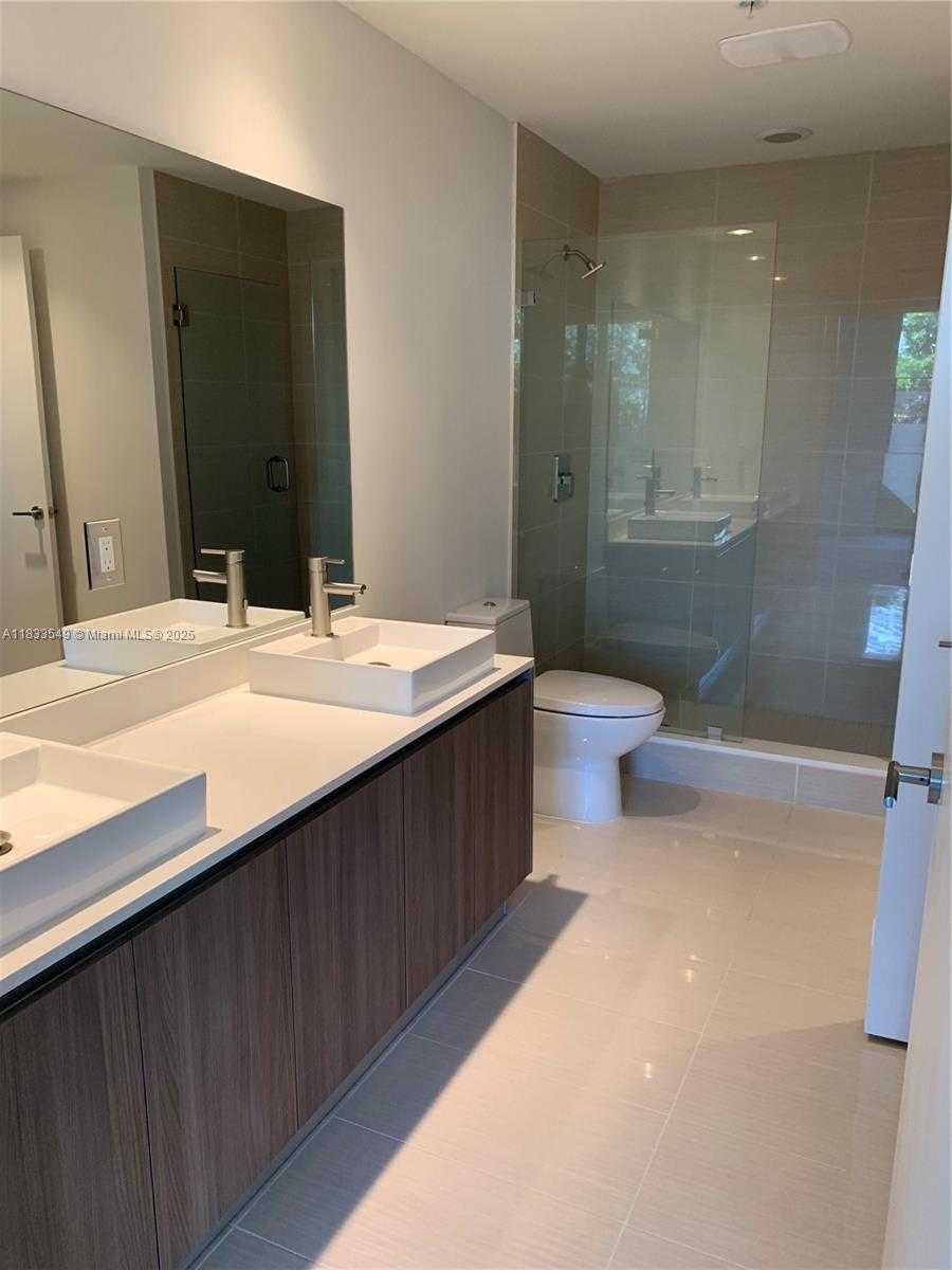 Small Image of 201 SOUTH WEST 17TH RD #310, Miami Number 32