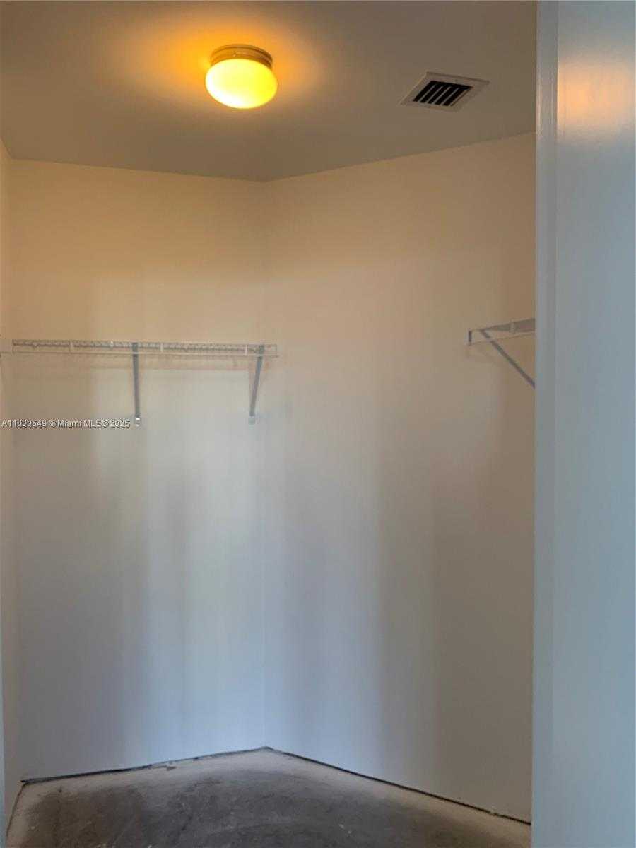 Small Image of 201 SOUTH WEST 17TH RD #310, Miami Number 34