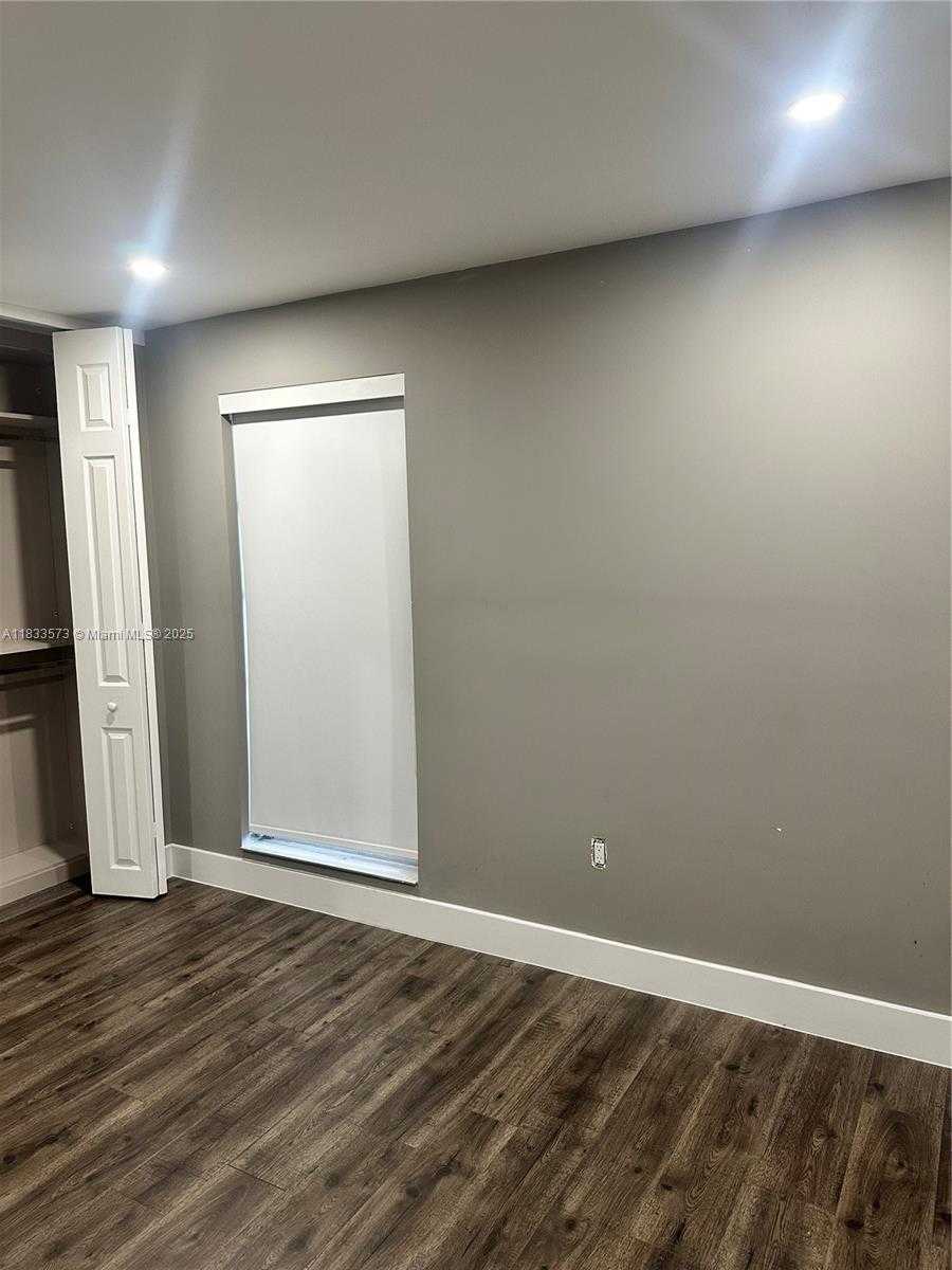 Small Image of 9449 SOUTH WEST 76TH ST #T5, Miami Number 11