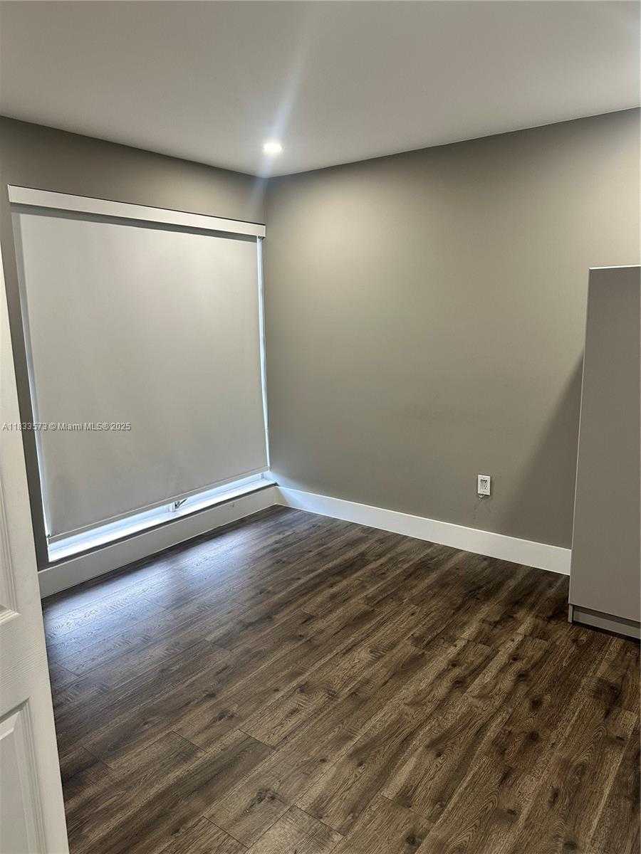 Small Image of 9449 SOUTH WEST 76TH ST #T5, Miami Number 17