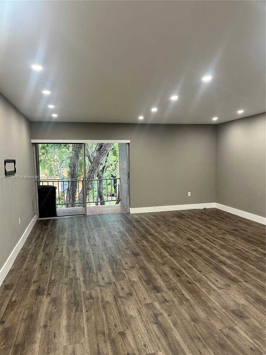 Small Image of 9449 SOUTH WEST 76TH ST #T5, Miami Number 6