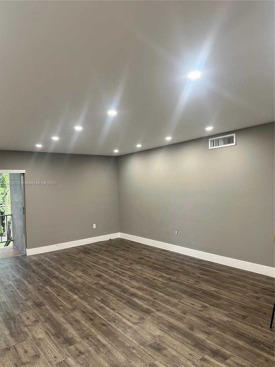 Small Image of 9449 SOUTH WEST 76TH ST #T5, Miami Number 7