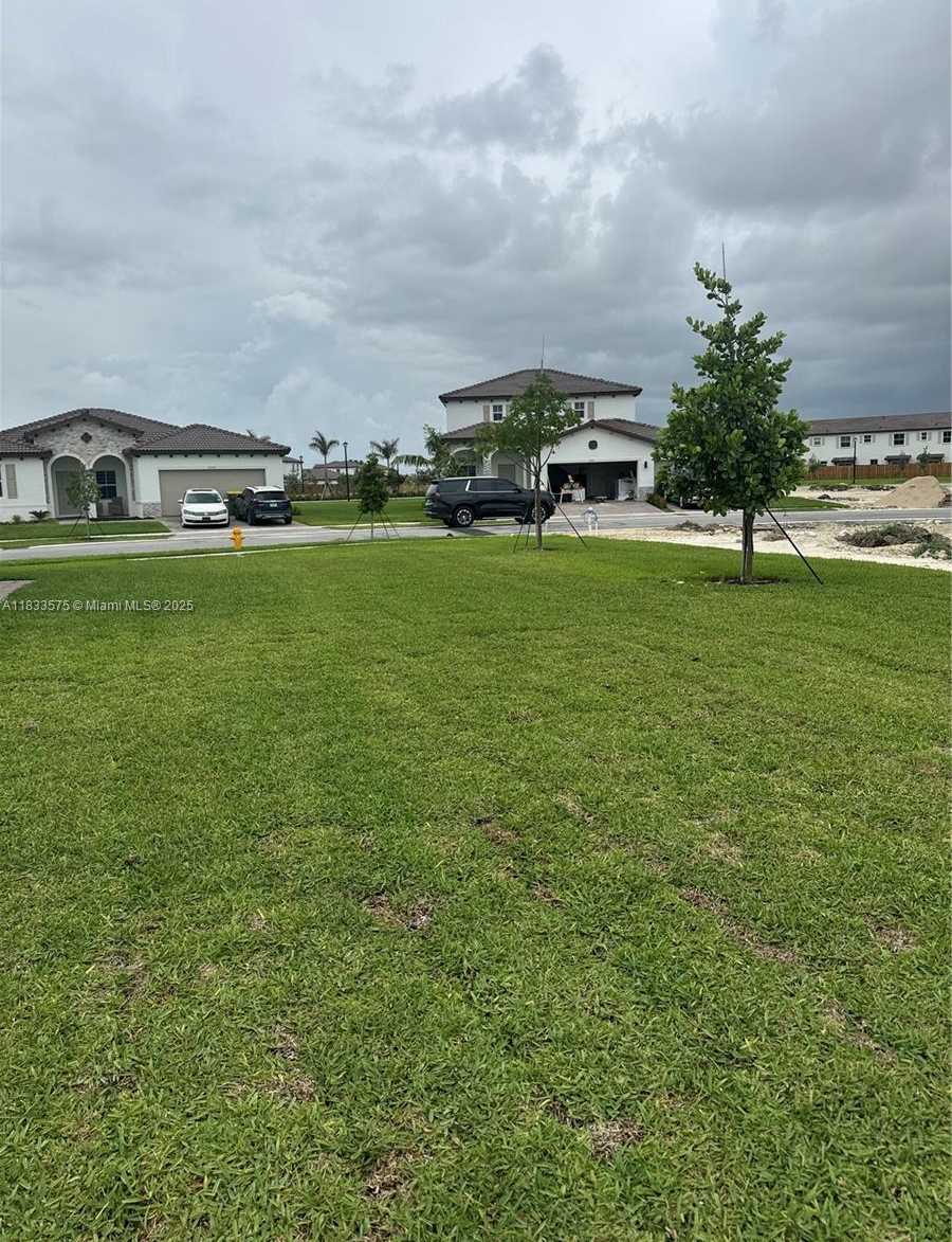 Small Image of 2923 SOUTH EAST 23 AVE #2923, Homestead Number 16