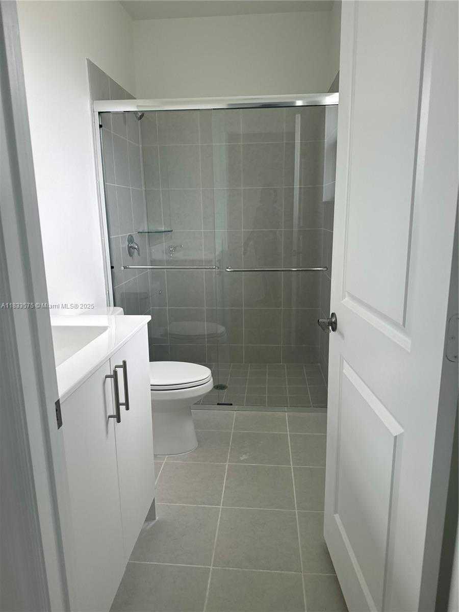 Small Image of 2923 SOUTH EAST 23 AVE #2923, Homestead Number 19