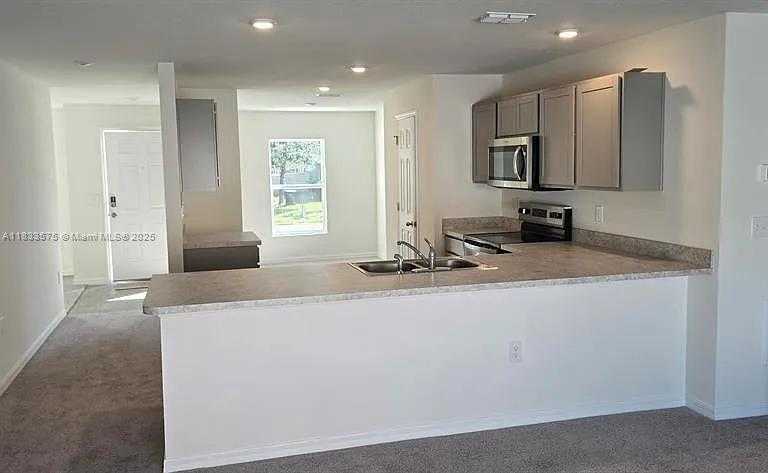 Small Image of 2923 SOUTH EAST 23 AVE #2923, Homestead Number 23