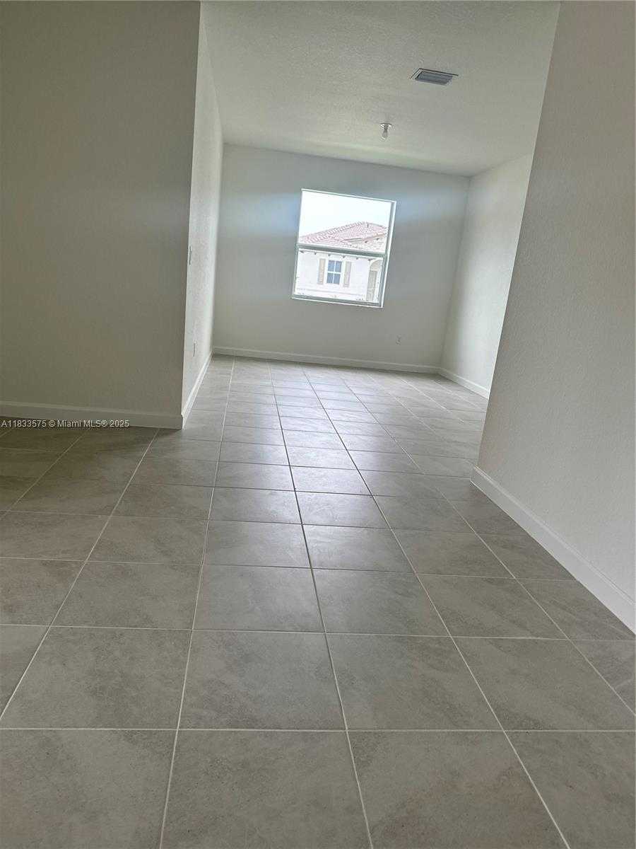 Small Image of 2923 SOUTH EAST 23 AVE #2923, Homestead Number 6