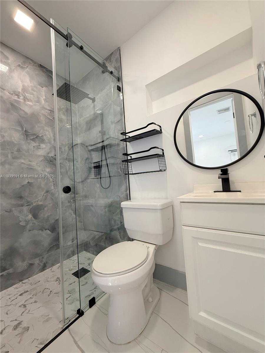 Small Image of 4536 SOUTH WEST 142ND PL ##1, Miami Number 11