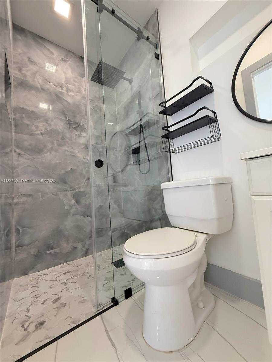 Small Image of 4536 SOUTH WEST 142ND PL ##1, Miami Number 12
