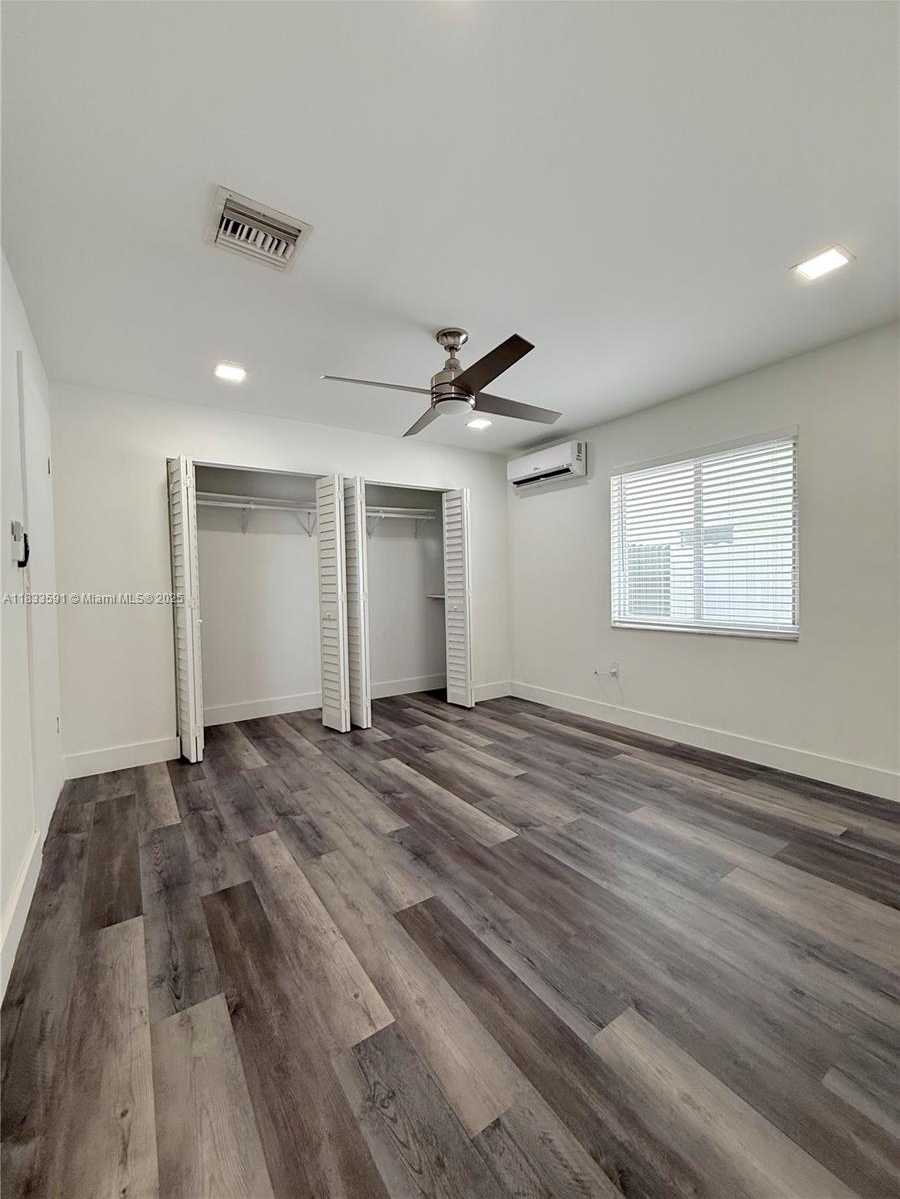 Small Image of 4536 SOUTH WEST 142ND PL ##1, Miami Number 7