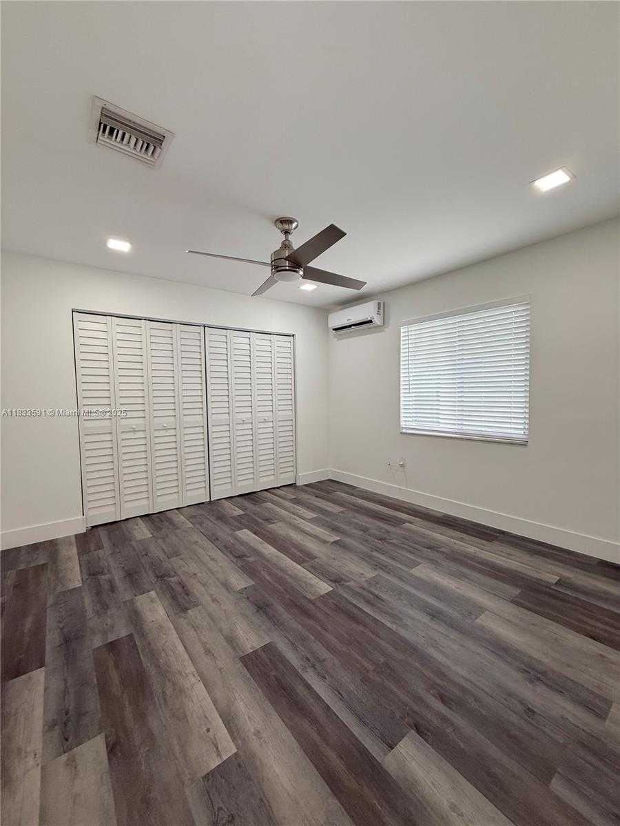 Small Image of 4536 SOUTH WEST 142ND PL ##1, Miami Number 8