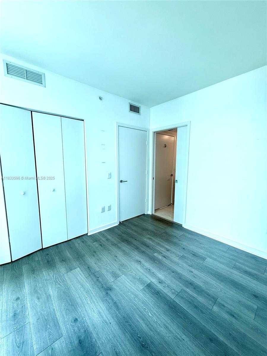 Small Image of 1100 SOUTH MIAMI AVE #1207, Miami Number 9