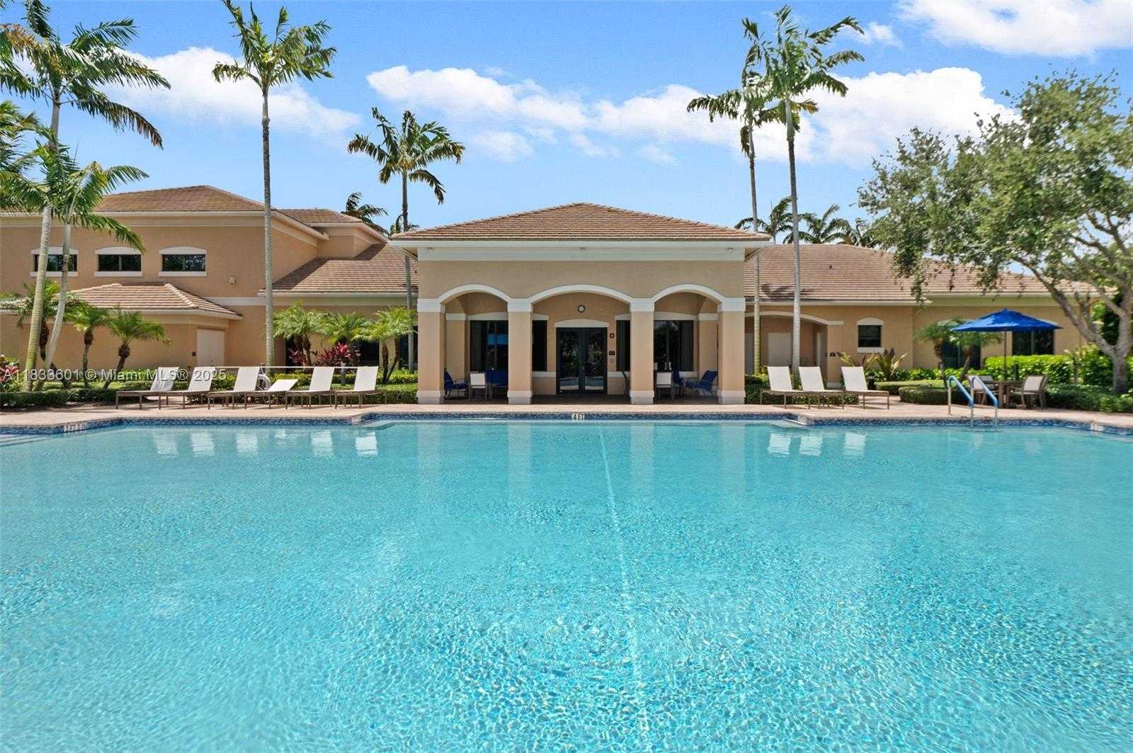 Small Image of 8186 FIERA RIDGE DR, Boynton Beach Number 30