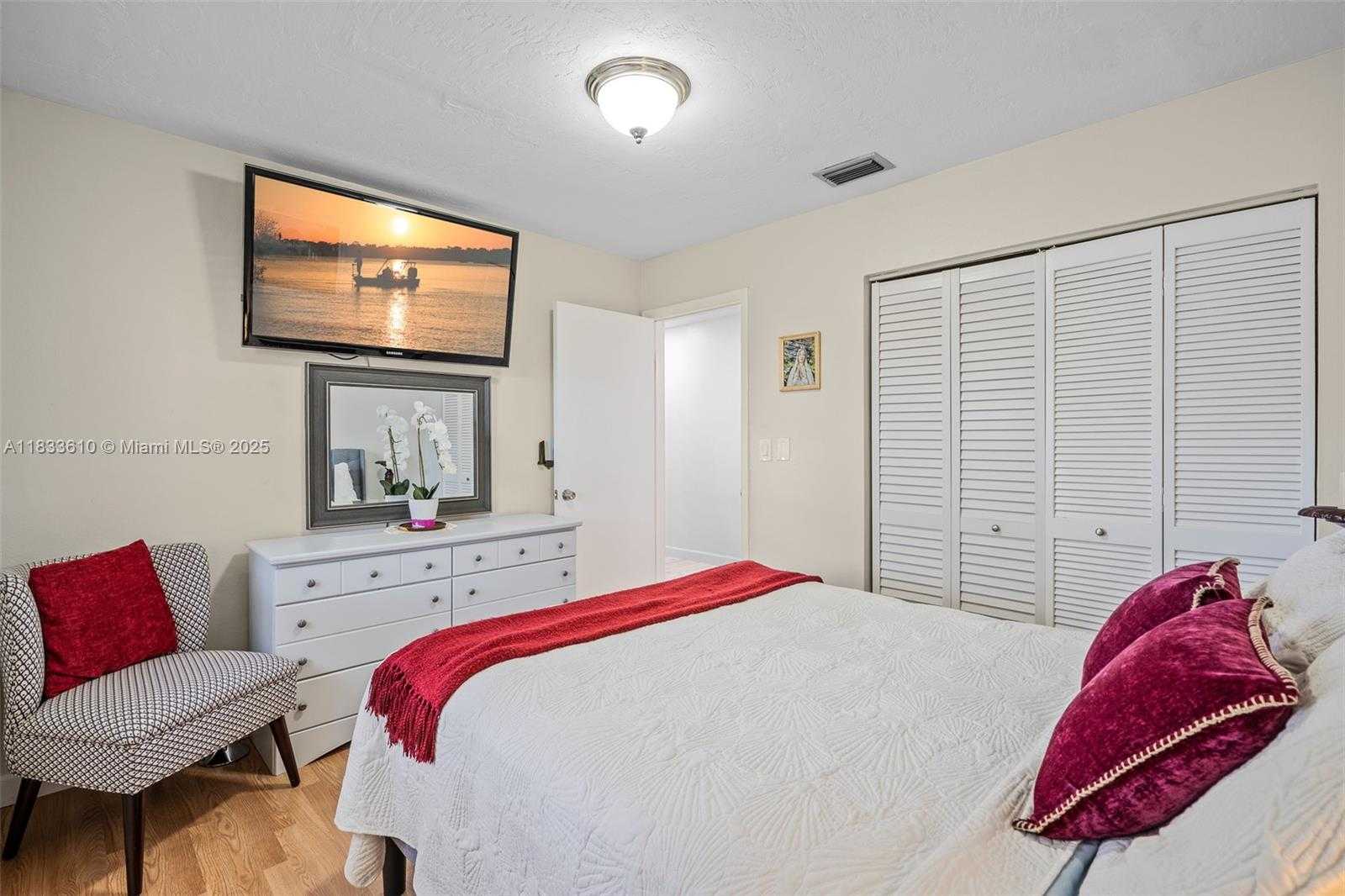 Small Image of 11914 SOUTH WEST 125TH PL #N/A, Miami Number 13