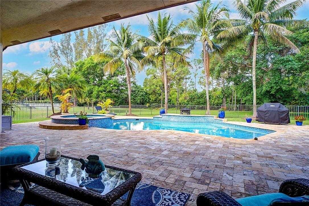 Small Image of 6807 NORTH WEST 66TH WAY, Parkland Number 36