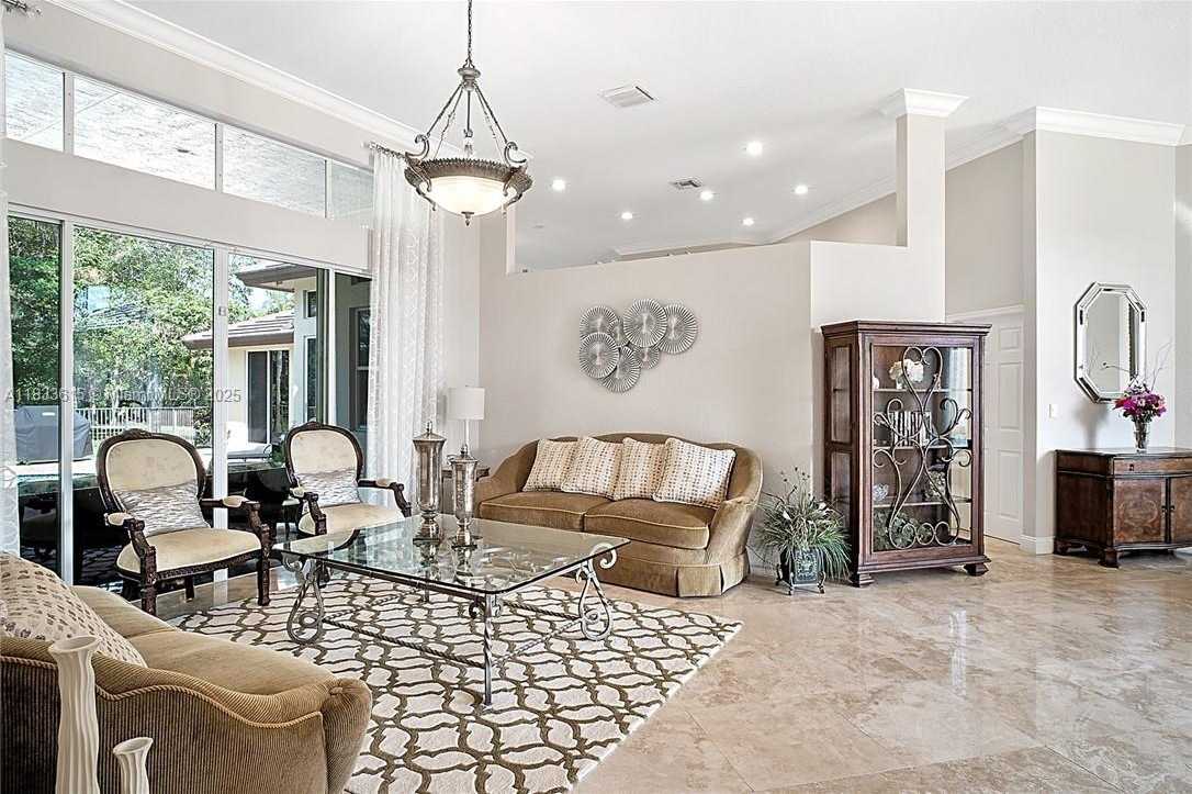 Small Image of 6807 NORTH WEST 66TH WAY, Parkland Number 7