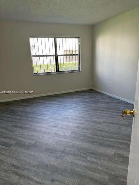 Small Image of 9421 FONTAINEBLEAU BLVD #106-35, Miami Number 16
