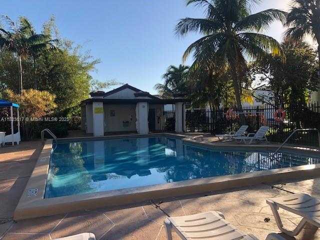 Small Image of 9421 FONTAINEBLEAU BLVD #106-35, Miami Number 25