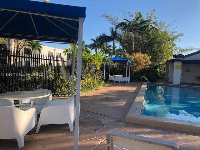 Small Image of 9421 FONTAINEBLEAU BLVD #106-35, Miami Number 27