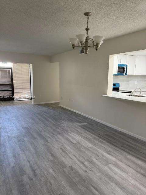 Small Image of 9421 FONTAINEBLEAU BLVD #106-35, Miami Number 7