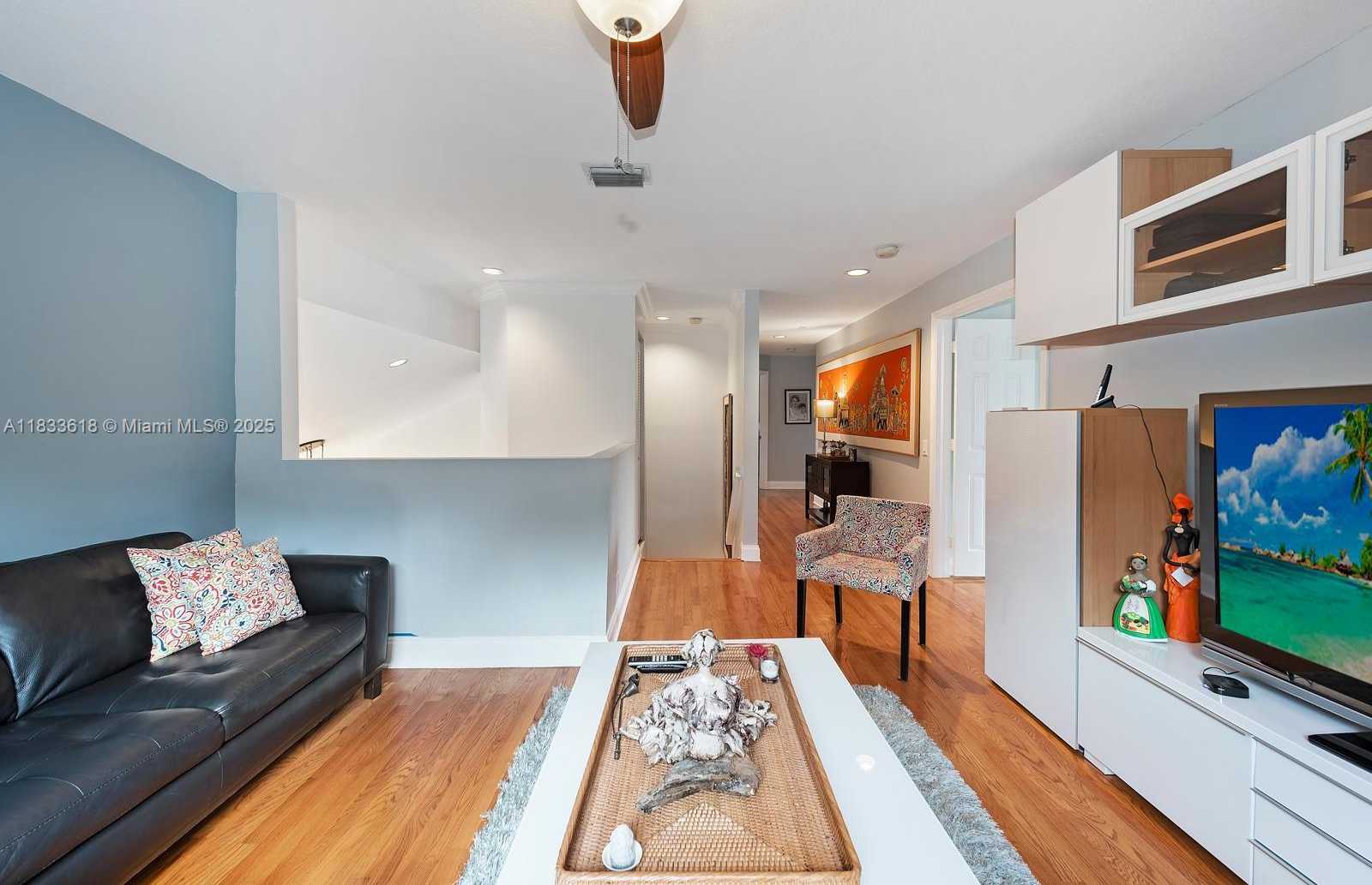 Small Image of 4008 STAGHORN LN, Weston Number 23