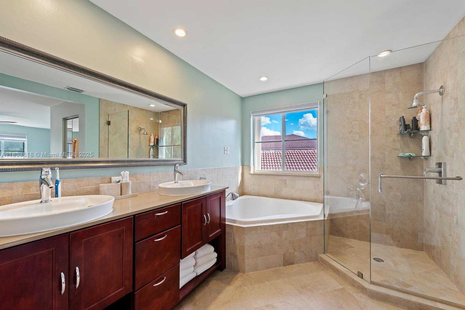 Small Image of 4008 STAGHORN LN, Weston Number 27
