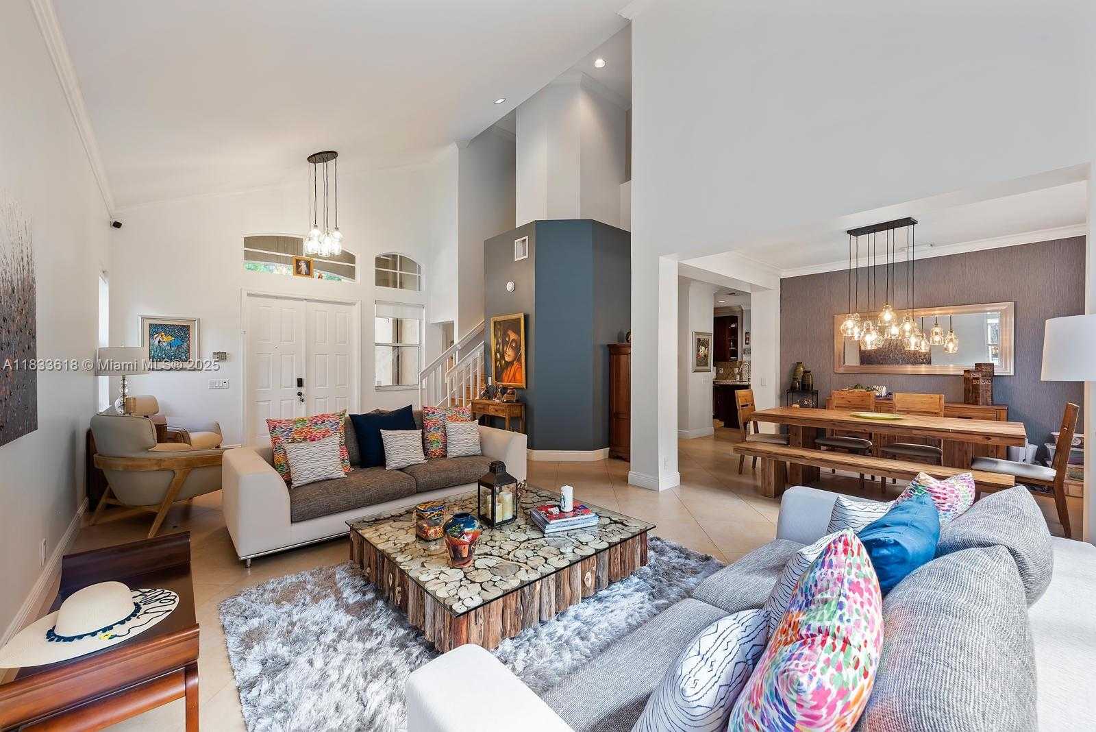 Small Image of 4008 STAGHORN LN, Weston Number 5