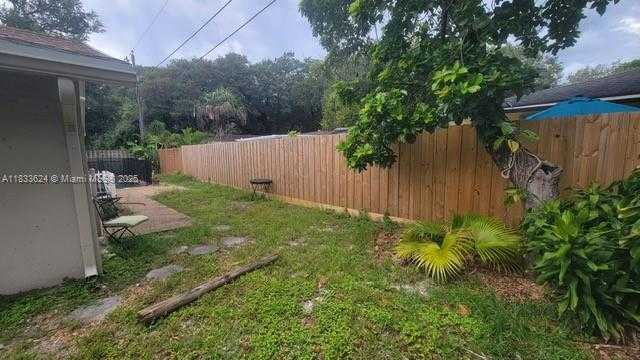 Small Image of Fort Lauderdale Number 10
