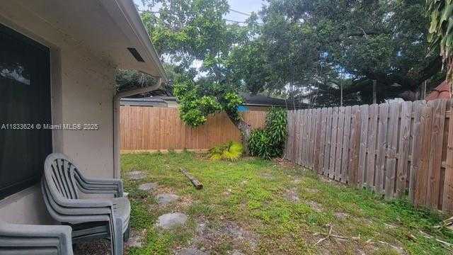 Small Image of Fort Lauderdale Number 12