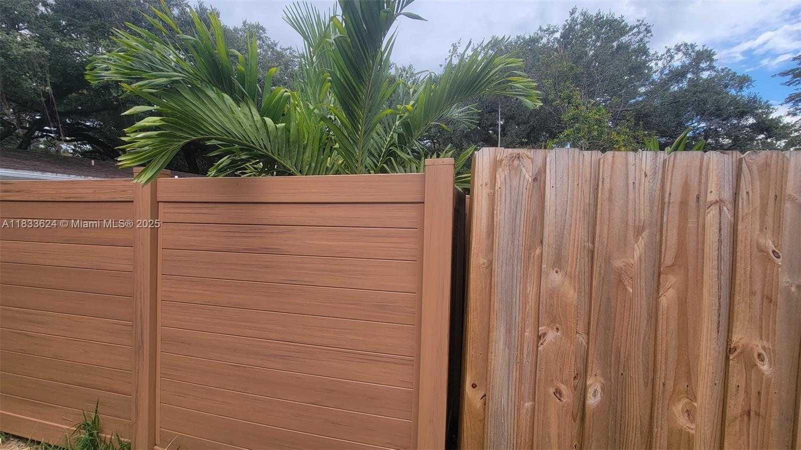 Small Image of Fort Lauderdale Number 7