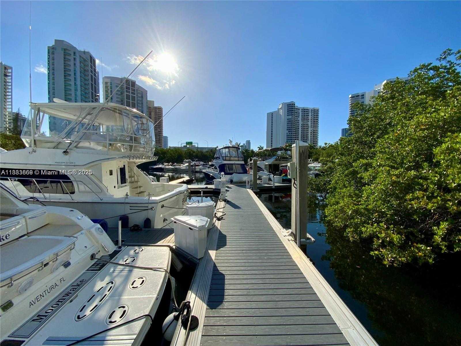 Small Image of 3530 MYSTIC POINTE DR #1714, Aventura Number 36