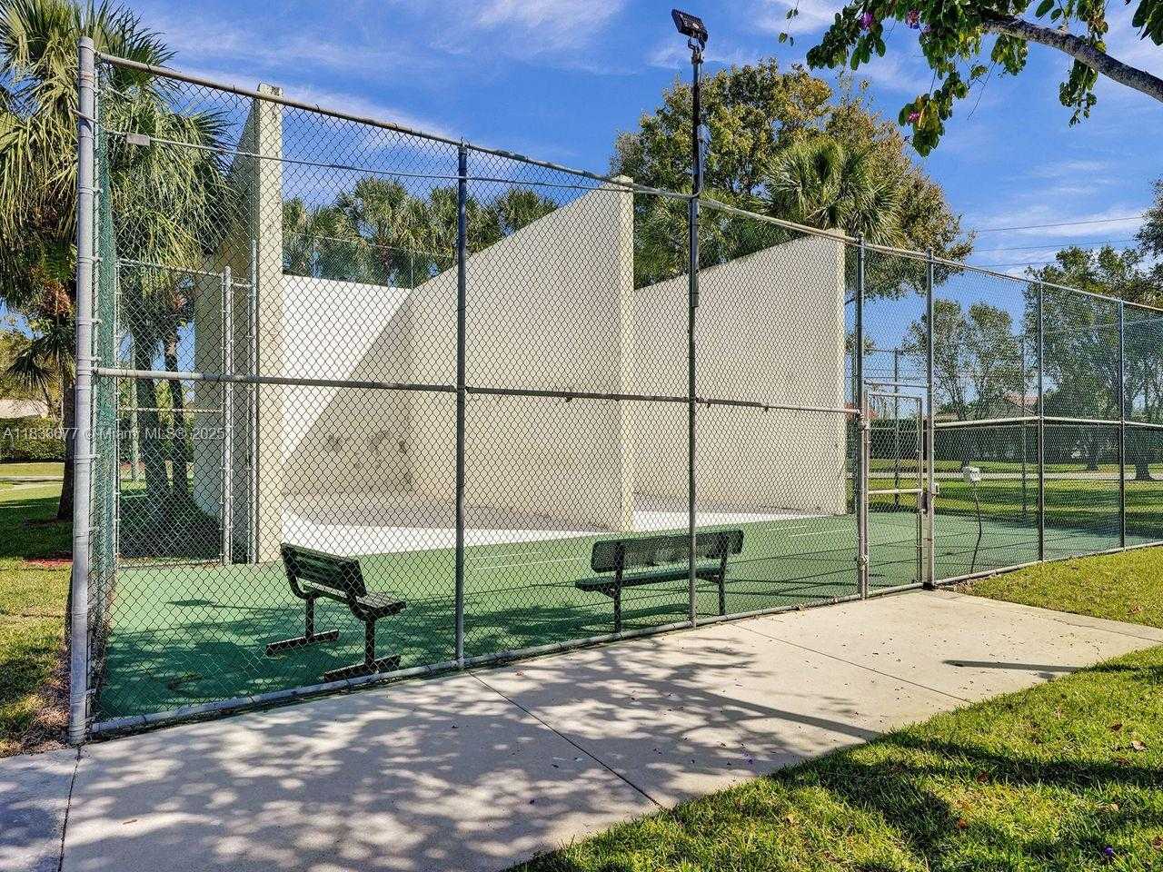 Small Image of 18998 CLOUD LAKE CIR, Boca Raton Number 92