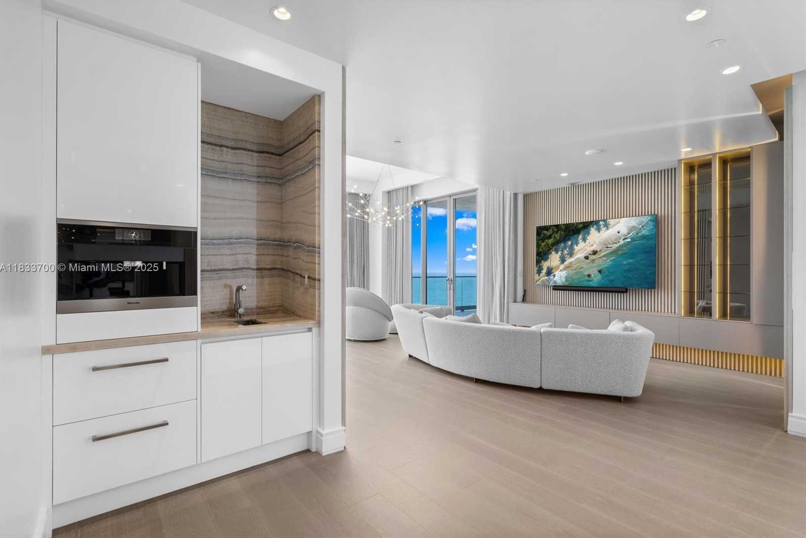 Small Image of 17901 COLLINS AVE #1607, Sunny Isles Beach Number 7