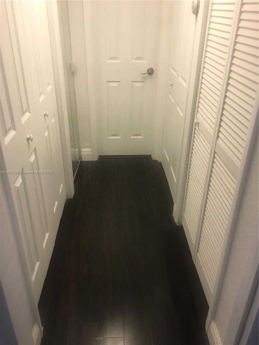 Small Image of 1750 NORTH EAST 115TH ST #608, Miami Number 3