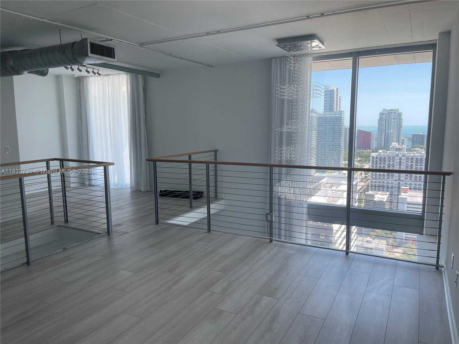 Small Image of 690 SW 1 CT #PHII 19, Miami Number 12