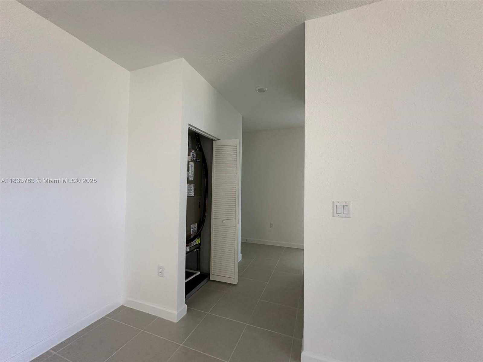Small Image of 13249 SW 189 TERR, Miami Number 13