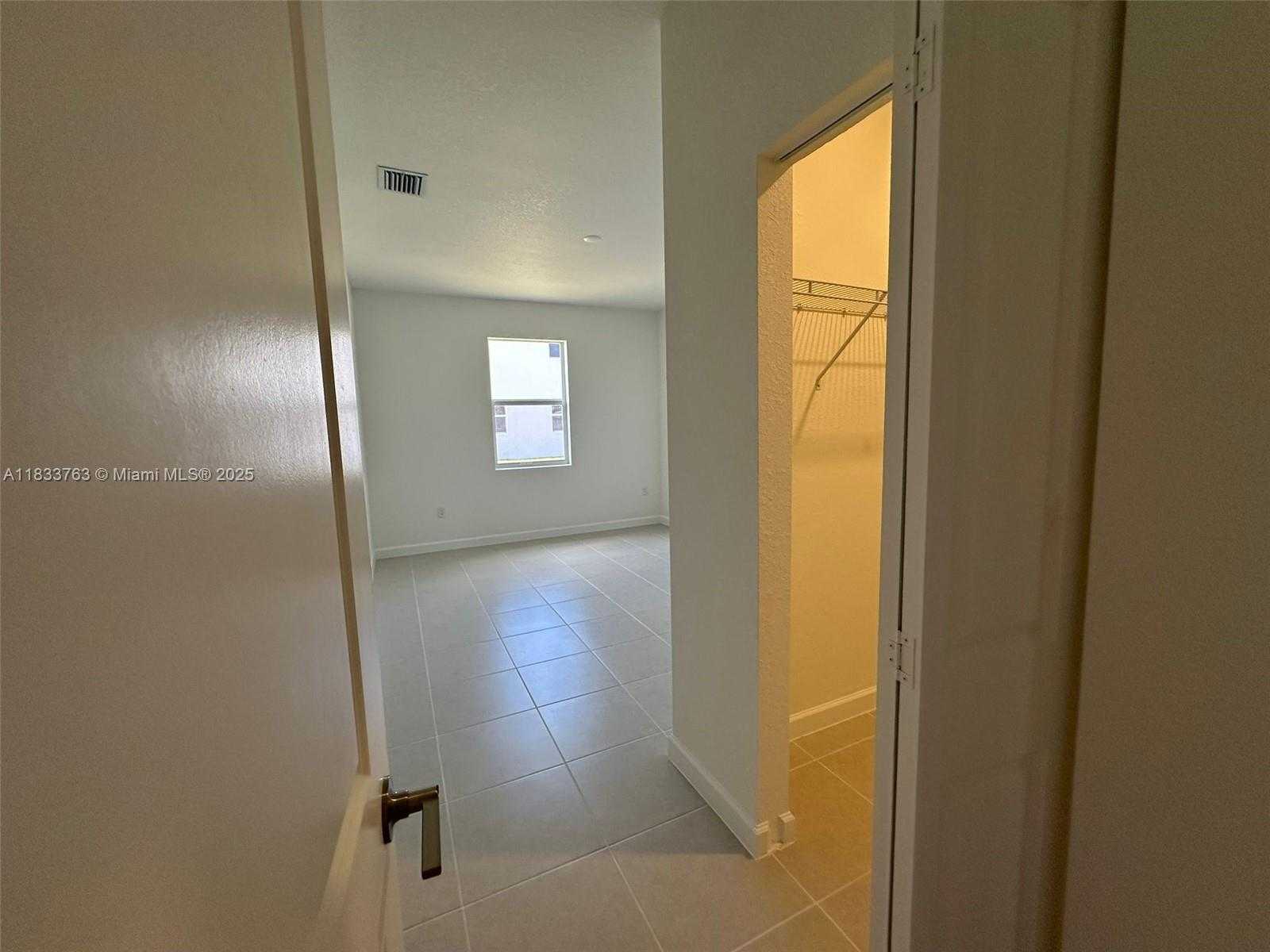 Small Image of 13249 SW 189 TERR, Miami Number 19